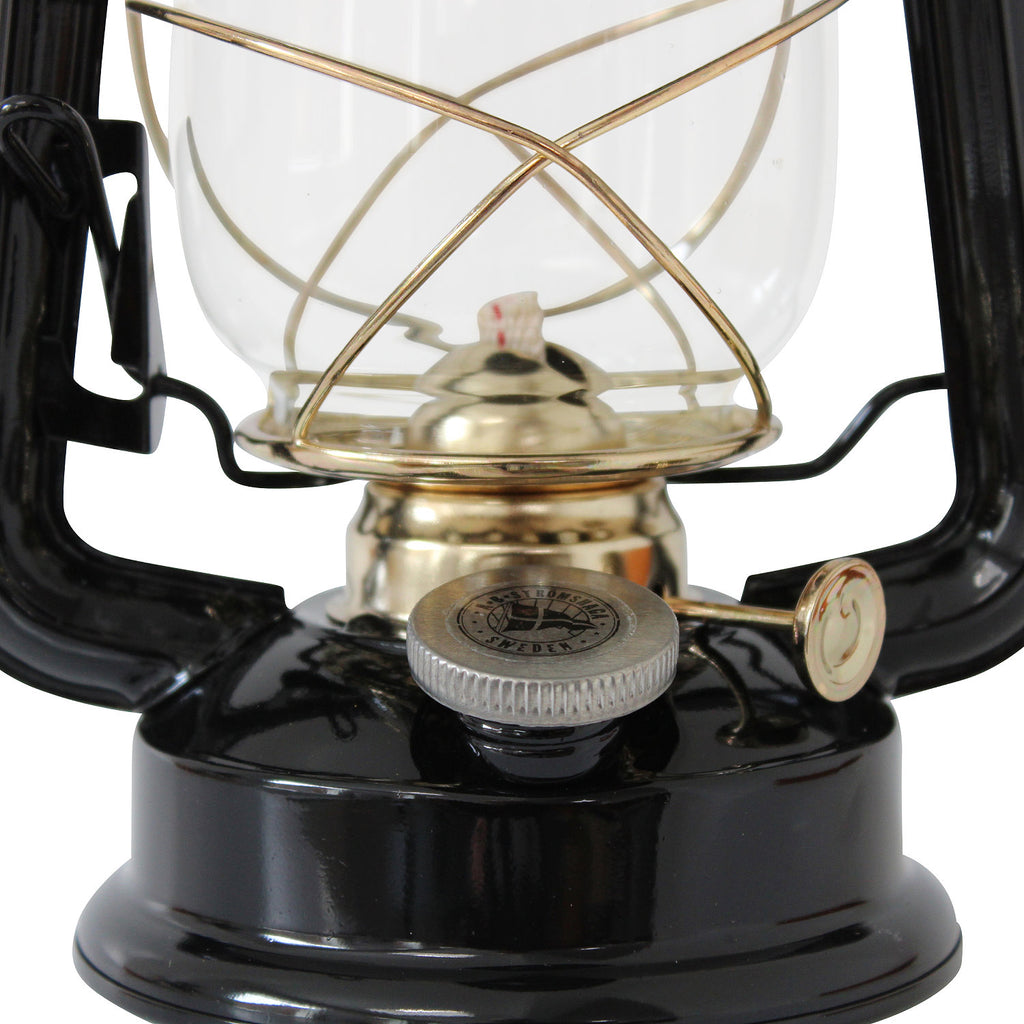 Petroleumlampe HEINZE schwarz, Messingelemente, Höhe 24 cm, Sturmlaterne, Leuchtdauer 20 Stunden (Kopie)